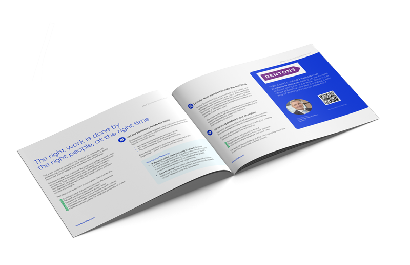 horizontal-brochure-mockup horizontal-brochure-mockup